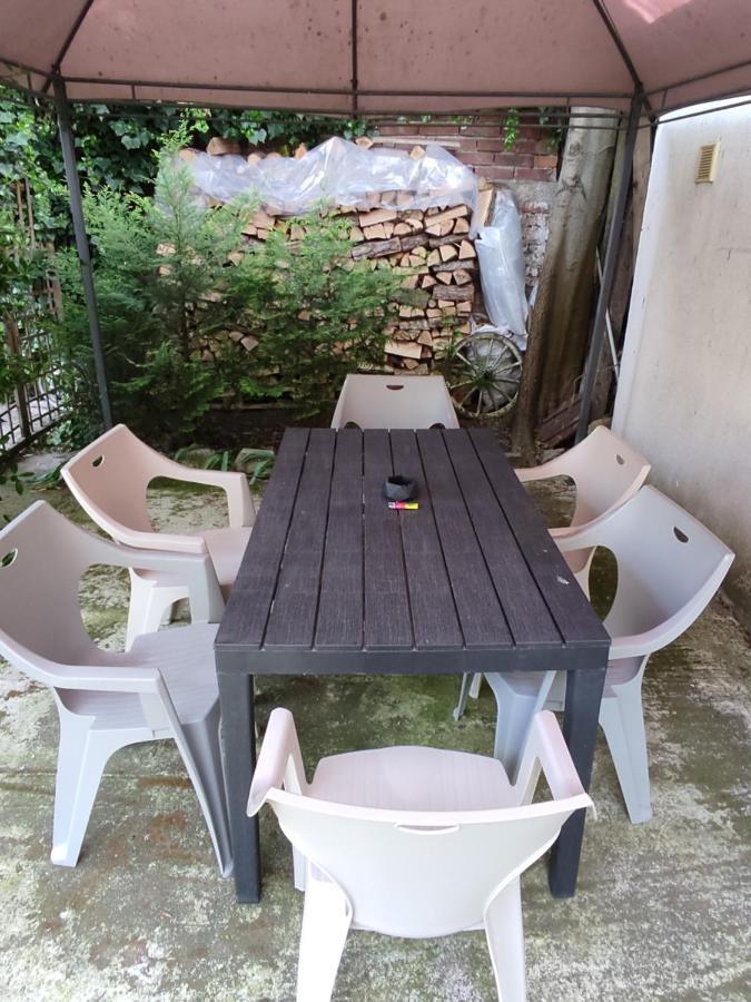Етаж От Къща С Двор Appartement Burgas Stad Buitenkant foto